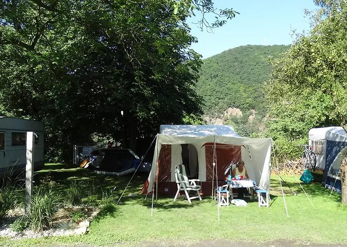 Aldeamento Turístico Matyáš Vrané nad Vltavou